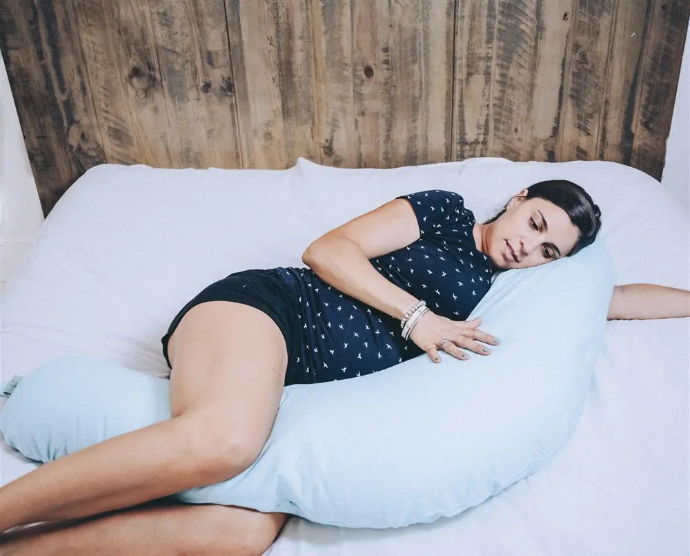 Comment les nouvelles mamans peuvent-elles améliorer leur sommeil? Coussins etc