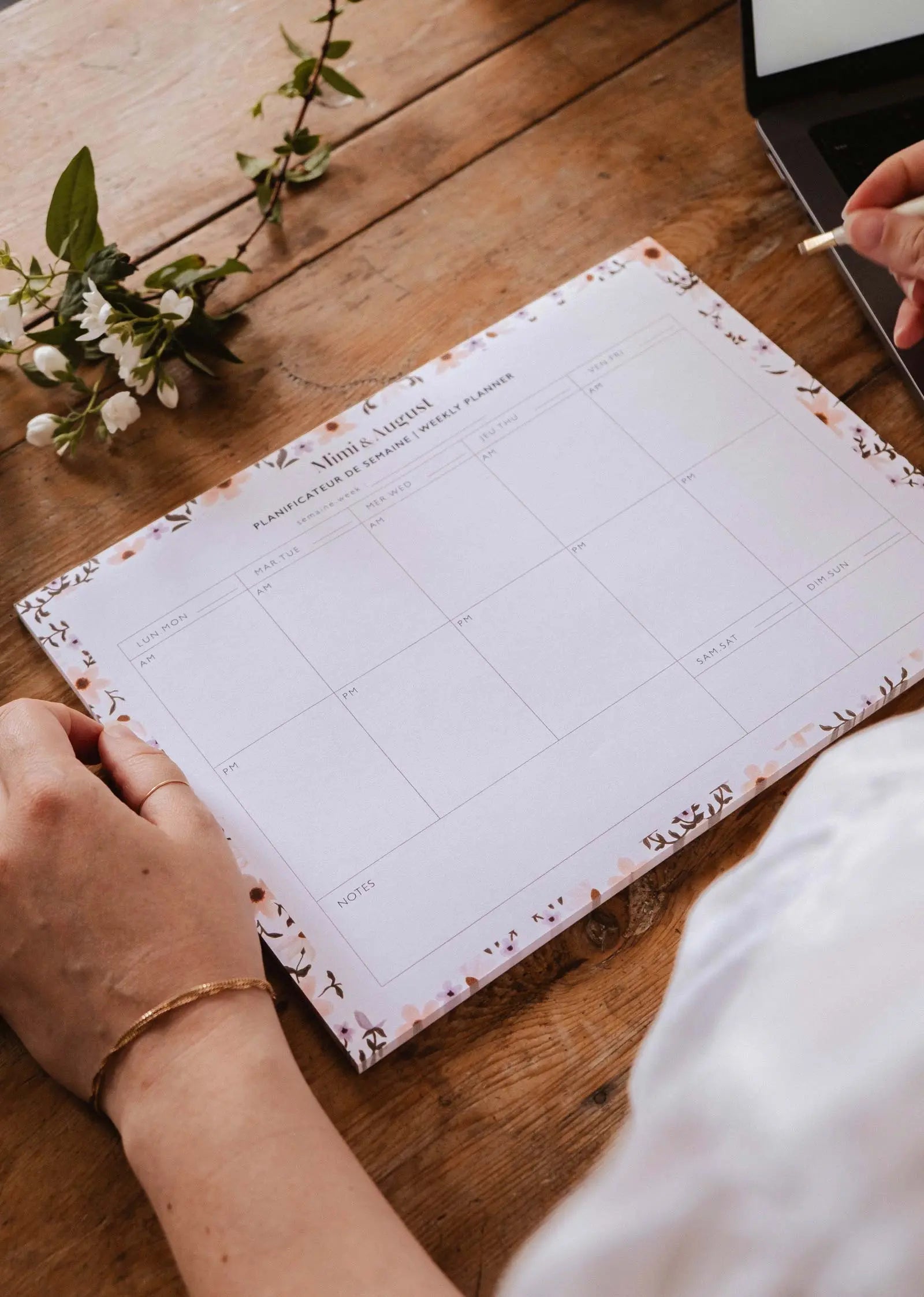 Petals - Weekly Planner Mimi & August
