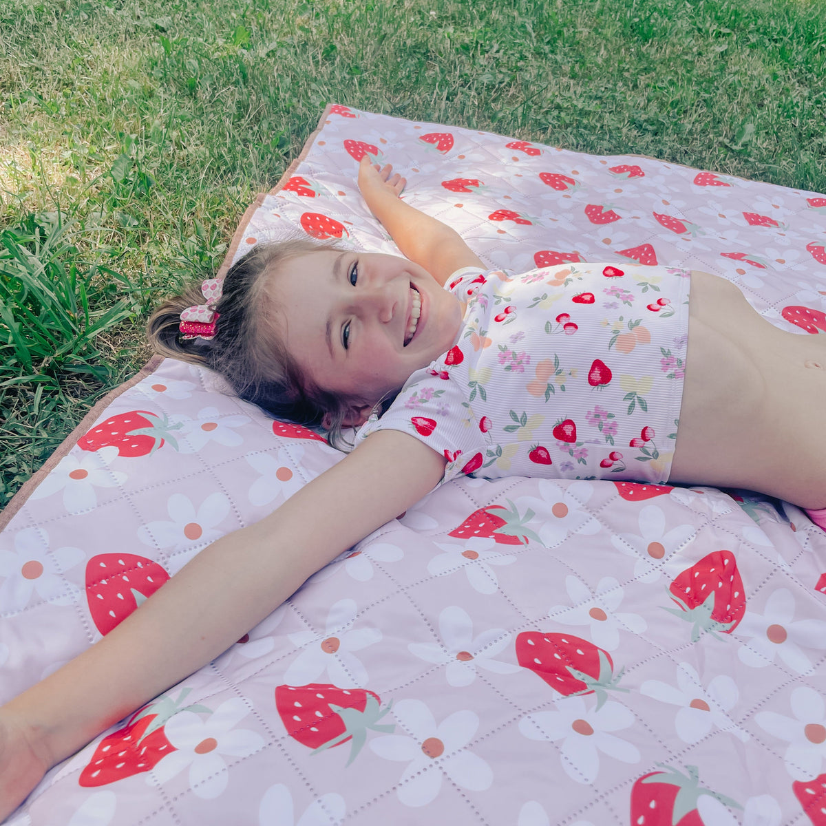 Nappe Plage & Jeux - Fraises