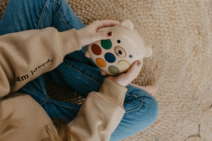 FeeliePod Screen-Free Soothing Toy for Children - FeeliePod