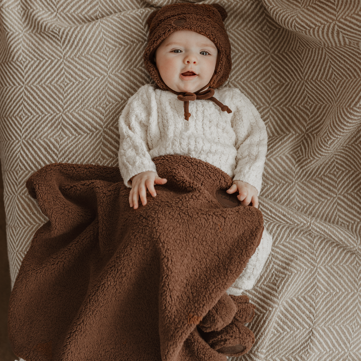 Coffret cadeau Ourson Sherpa pour bébé (4 accessoires) Petit Coulou