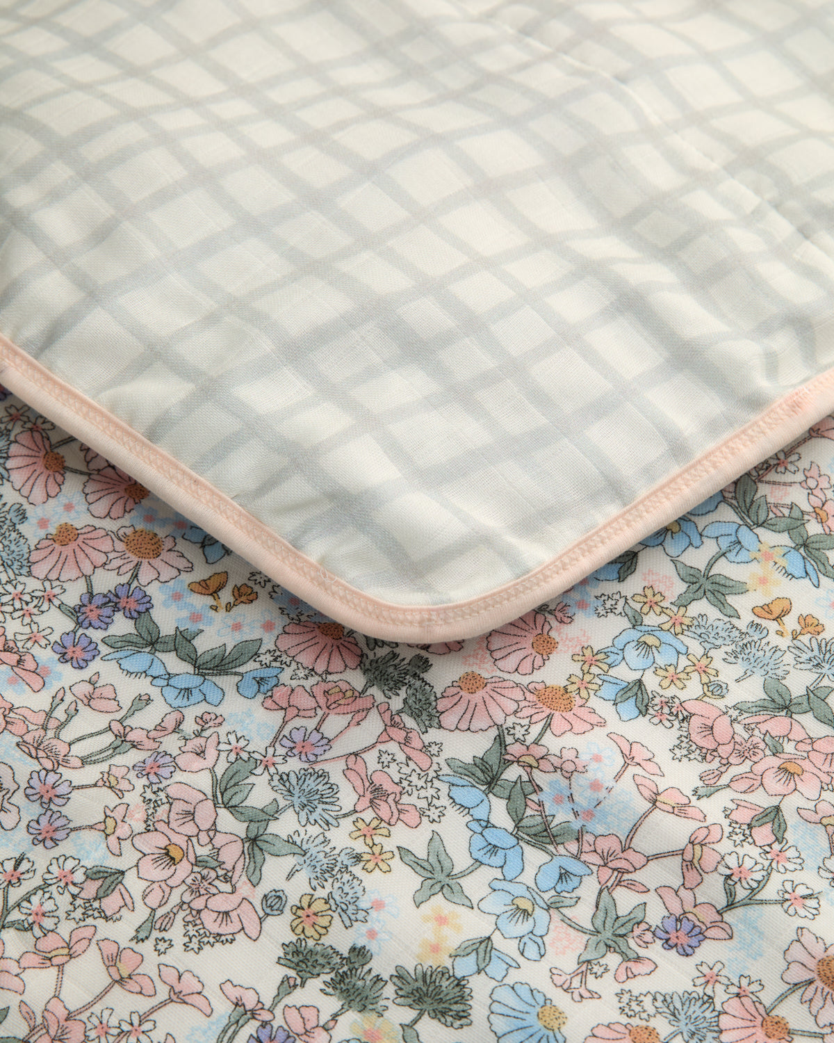 Muslin Quilt - English Garden