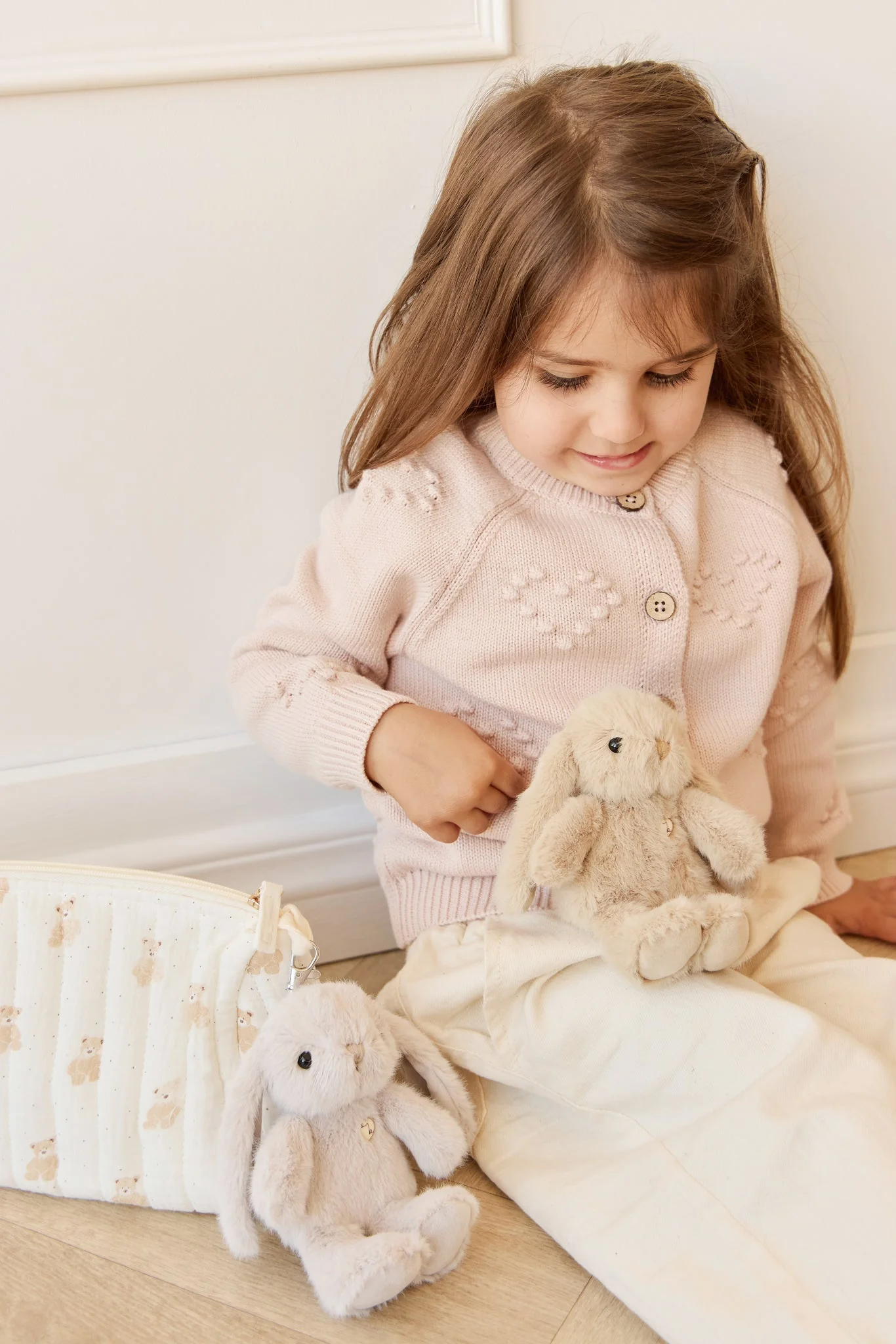 Keyring - Penelope the bunny - Beige - Snuggle Bunnies