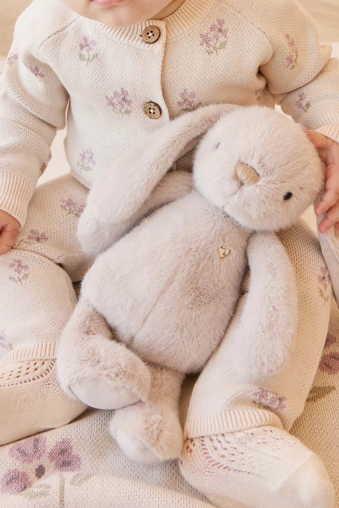 Plush - Penelope the bunny 30cm - Beige - Snuggle Bunnies
