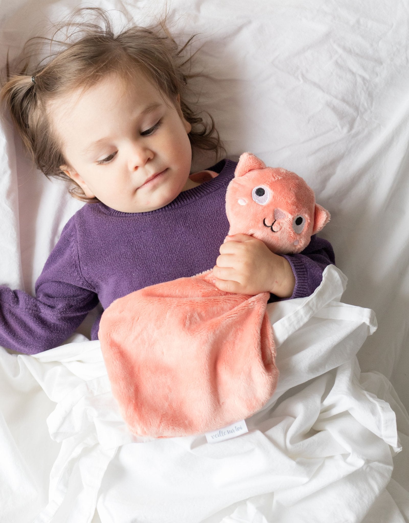 Mini Cat Baby Blankie - Coral - Veille sur toi