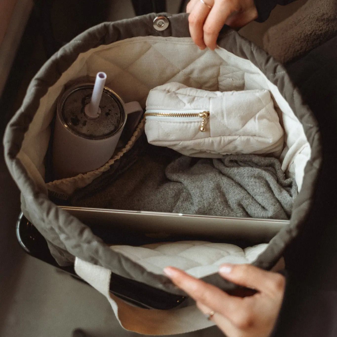 Fourre-tout matelassé pour le quotidien Dans Le Sac
