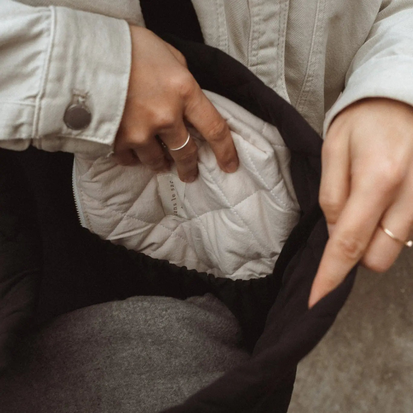 Fourre-tout matelassé pour le quotidien Dans Le Sac