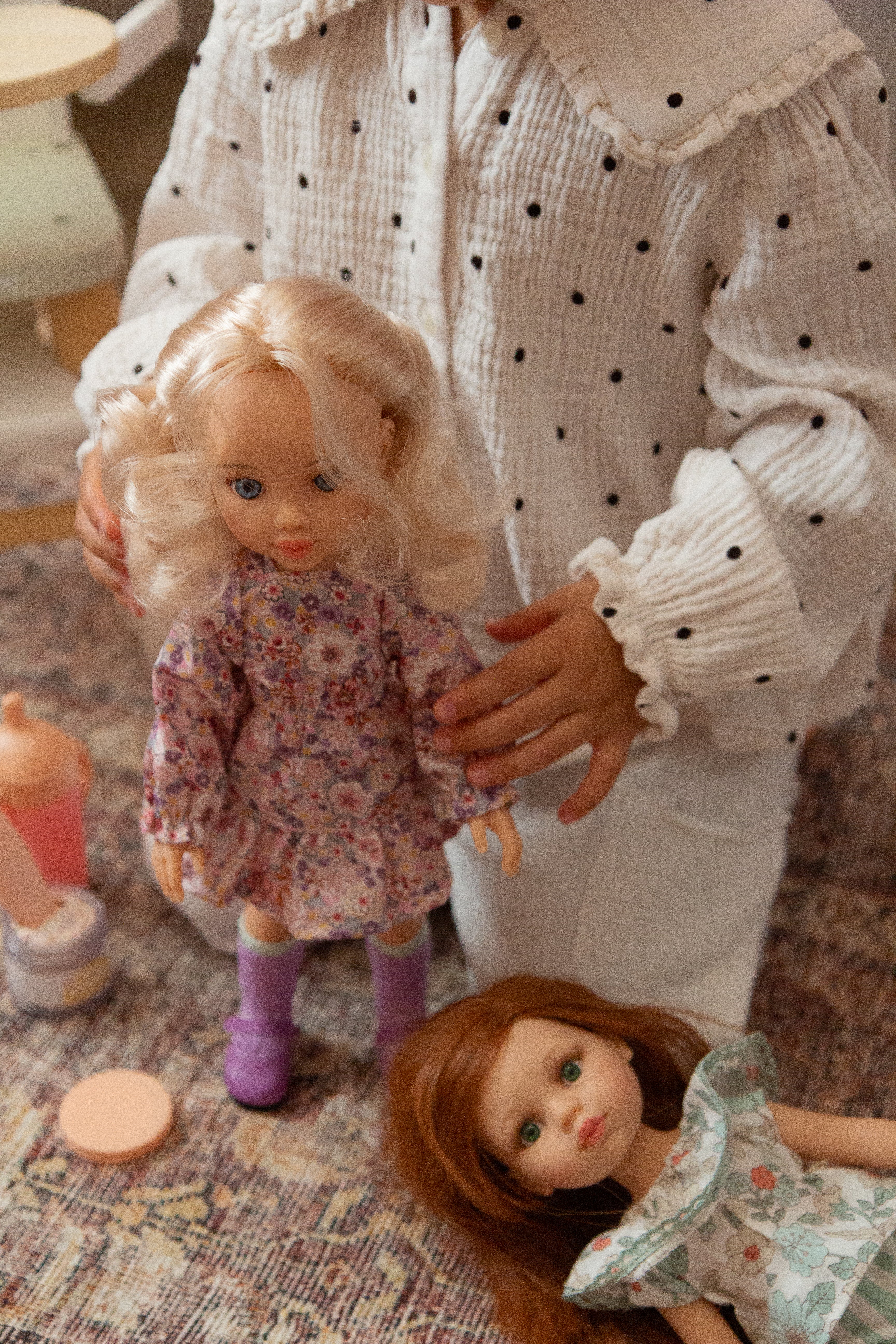 Las Amigas doll - Clara with floral dress - Paola Reina
