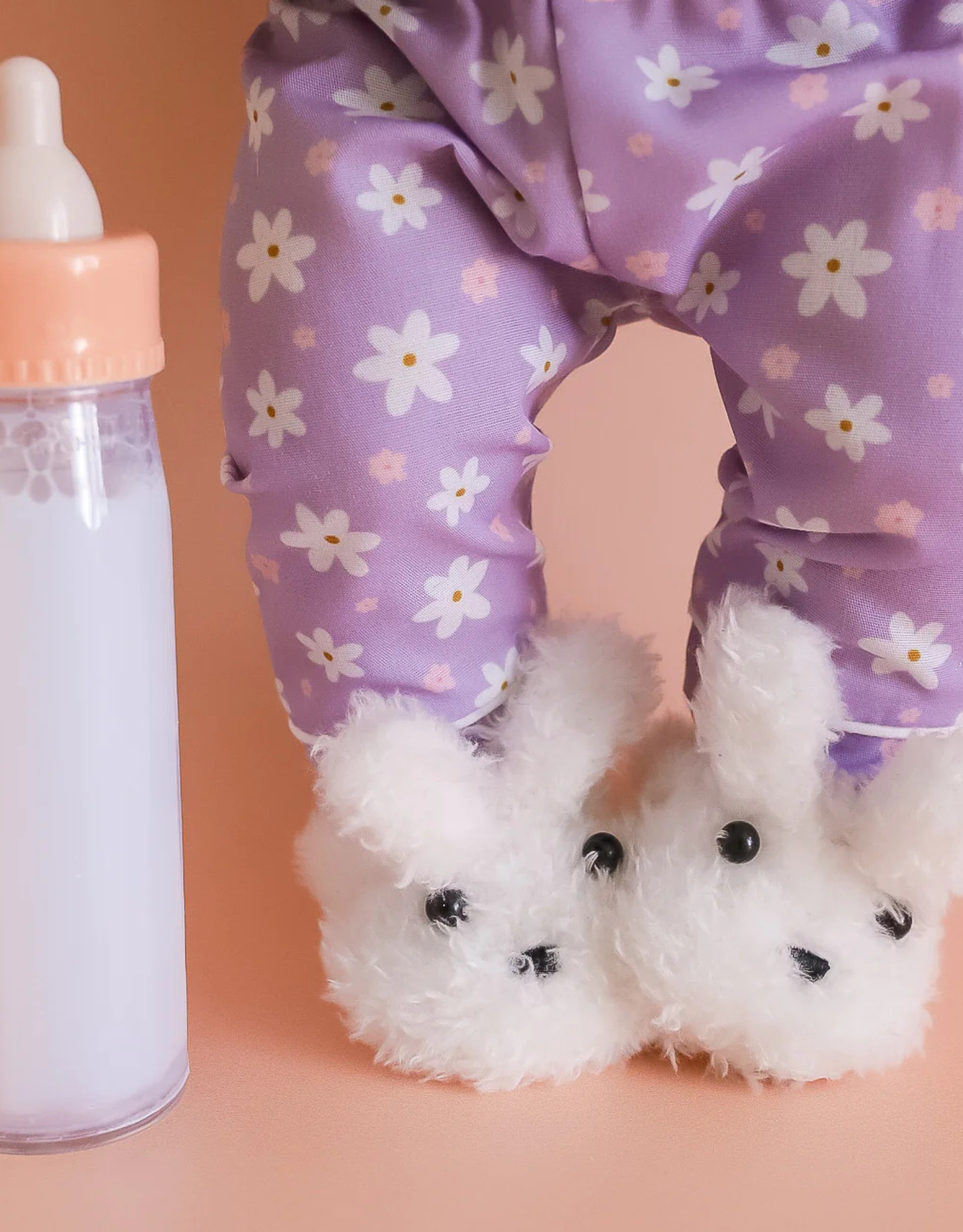 Sleepy Time Daisie Set - Pajamas, Slipper, Milk and Rattle - Tiny Harlow