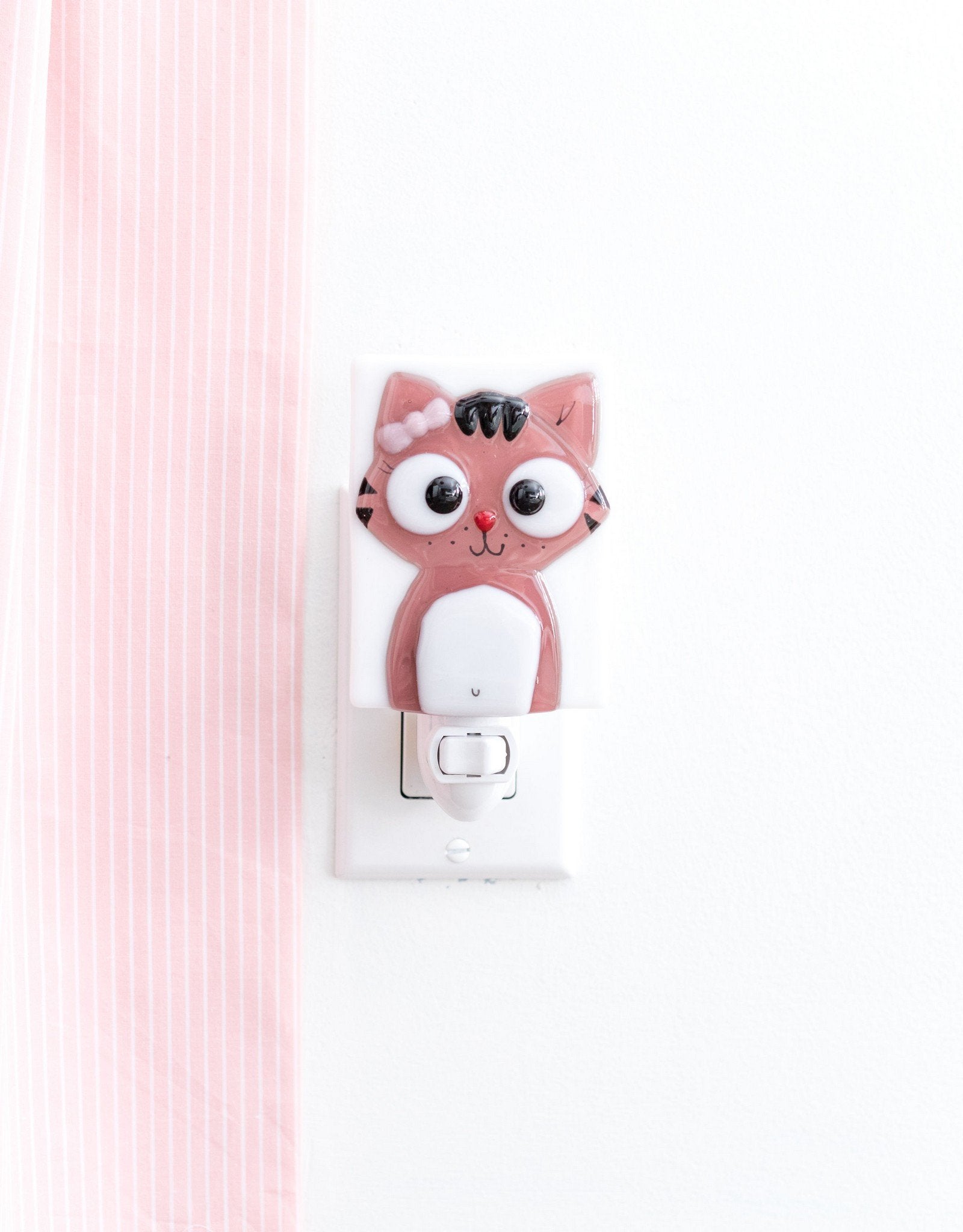 Night Light - Charlotte The Cat - Veille sur toi