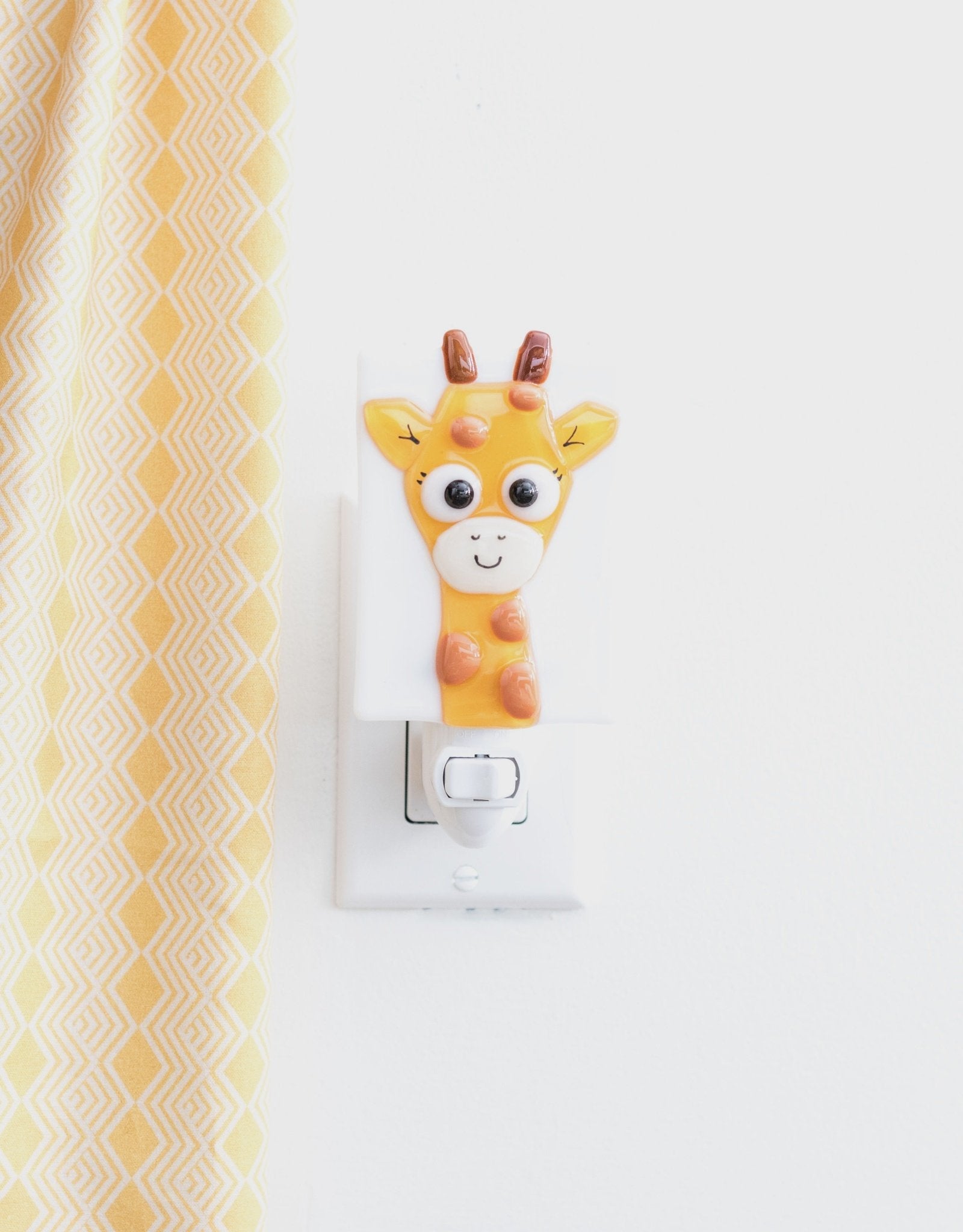 Night Light - Gisèle The Giraffe - Veille sur toi