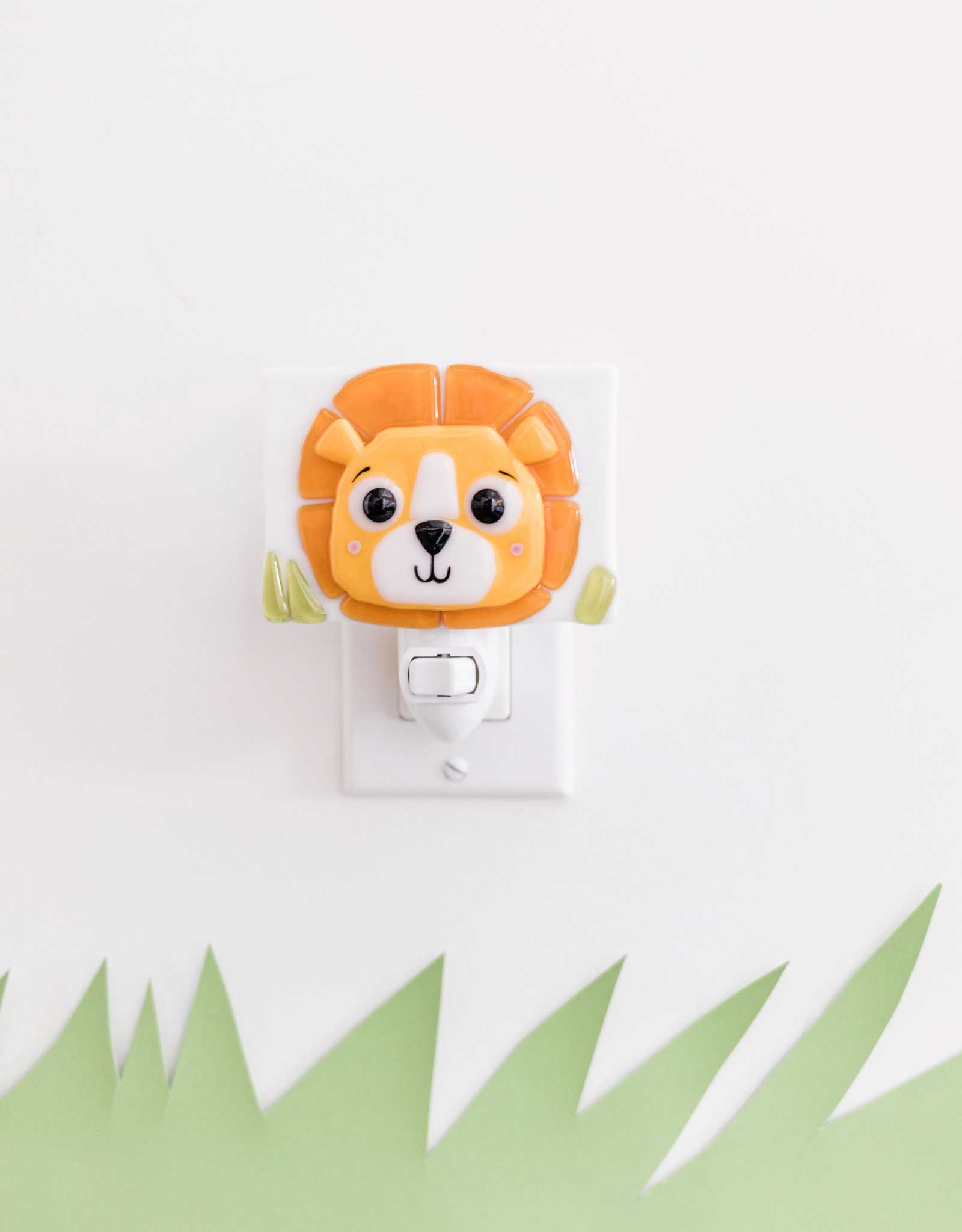 Night Light - Marcus The Lion - Veille sur toi