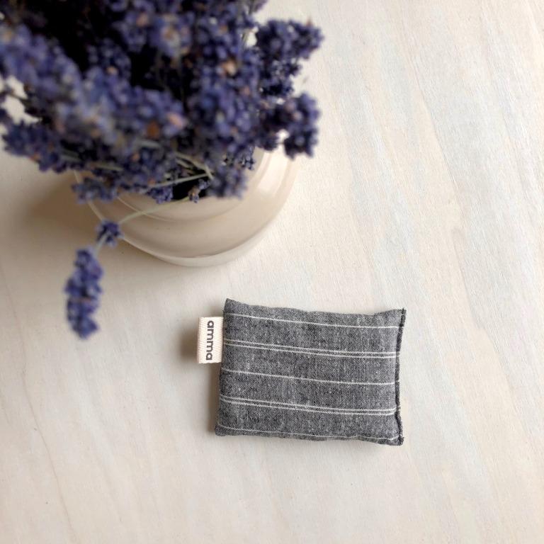 Pouch of lavender, hemp and organic cotton gray striped white