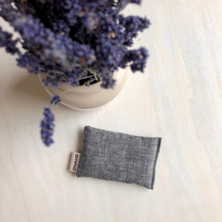Pouch of lavender, hemp and organic cotton gray striped white