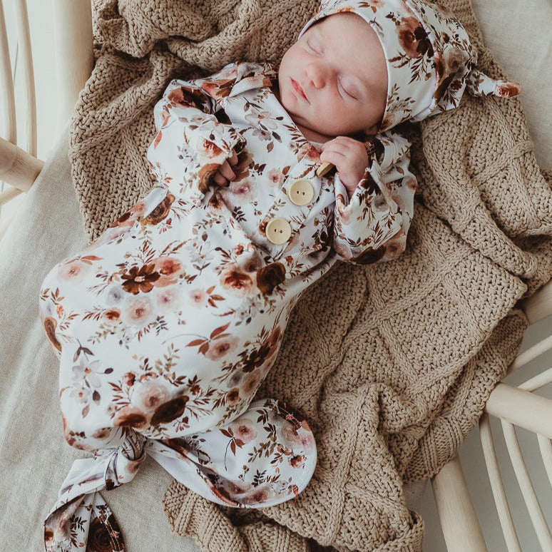 Willow Newborn Knotted Gown